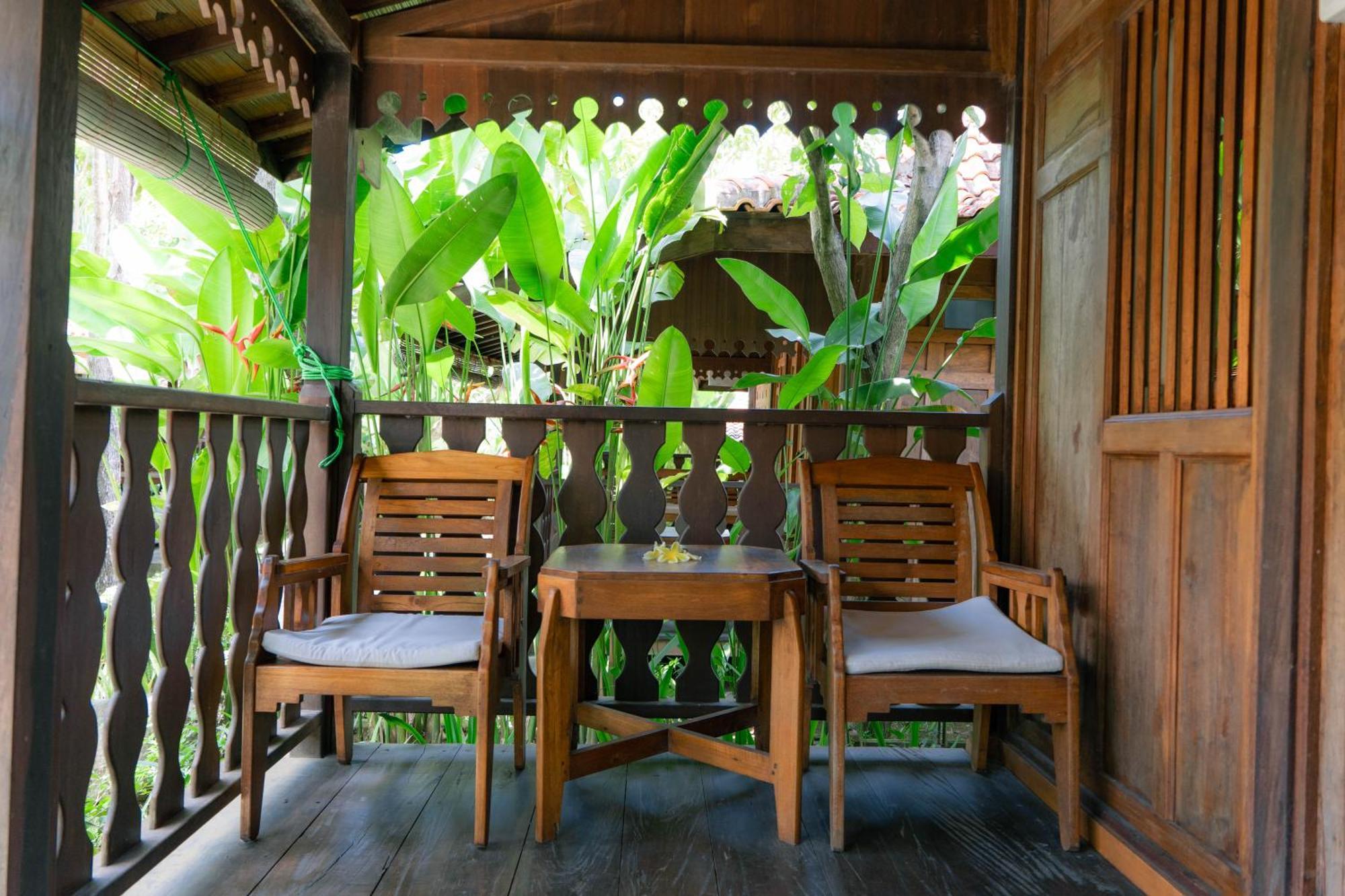 Wisma tamu Bali Desa Asri